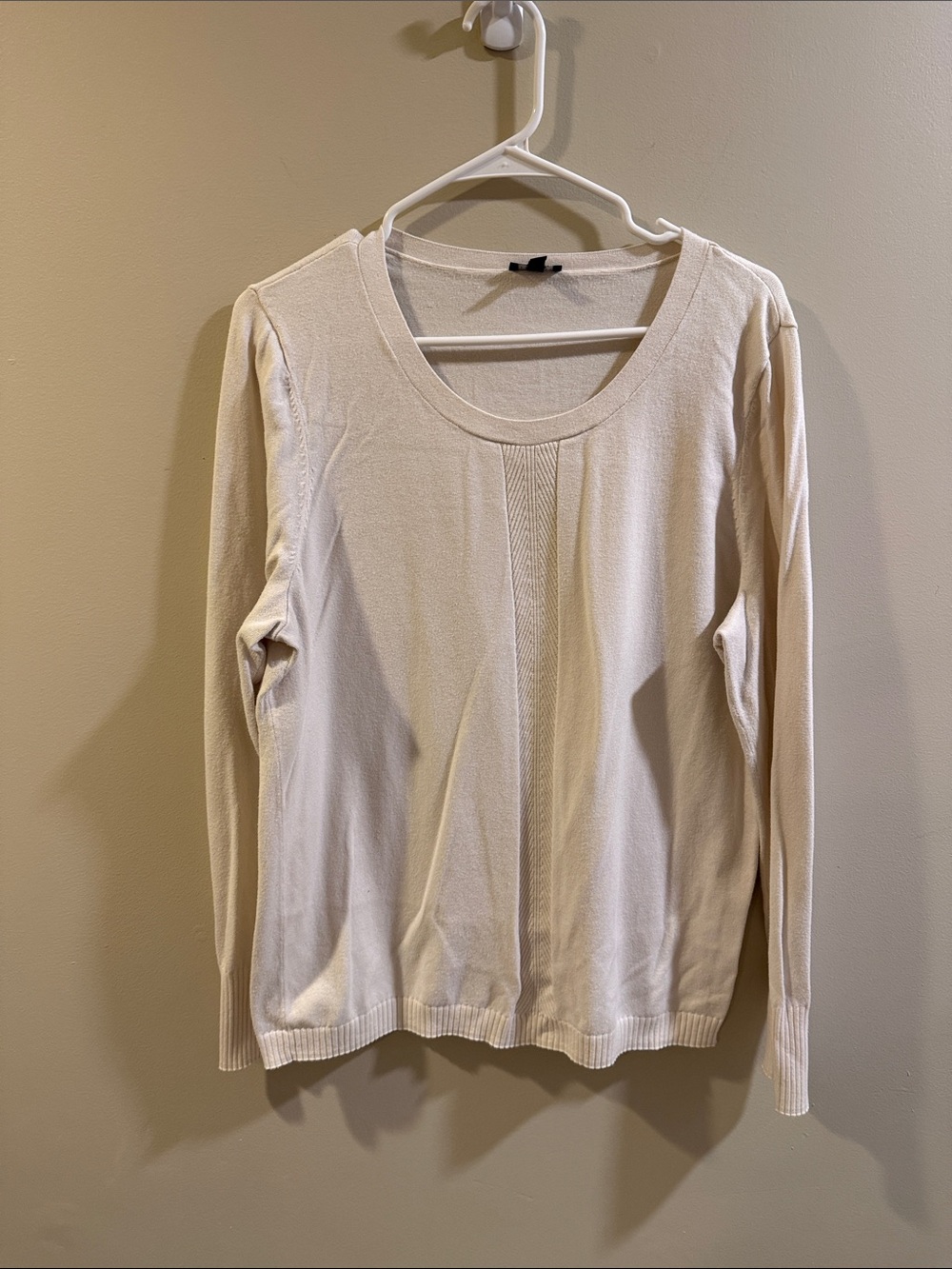 Talbots Cream Scoop-Neck Long Sleeve Knit Top